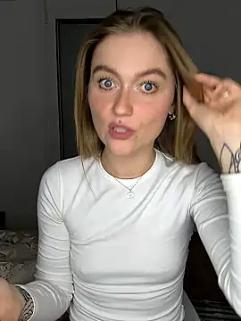 Goldloeckchen159 online show from 03/22/26, 06:44