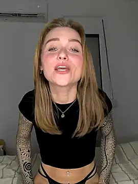 Goldloeckchen159 online show from 04/04/26, 07:22