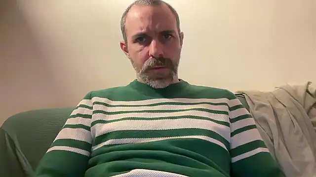 Snapshot of Brianjonest chatting on 01/17/26, 05:49 Brianjonest online show from 01/17/26, 05:49