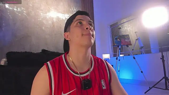 Brat  online show from 11/27/25, 12:02