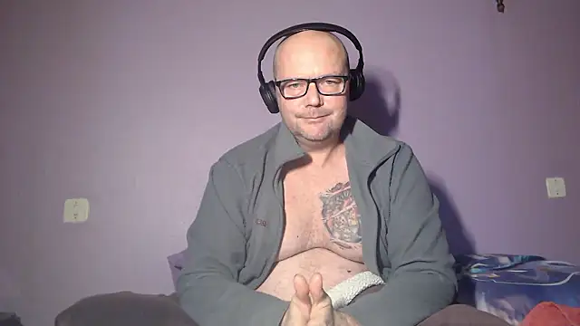 hairy orbite online show from 10/31/25, 07:20