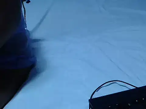 Snapshot of Gweneve chatting on 03/12/25, 09:03 Gweneve online show from 03/12/25, 09:03