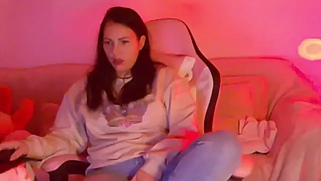 ReiyaRey online show from 12/20/25, 09:22