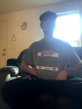 Snapshot of RynoVonHugenDONG chatting on 12/02/25, 06:47 RynoVonHugenDONG online show from 12/02/25, 06:47