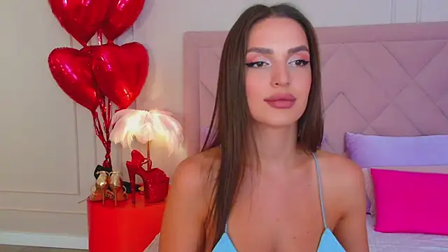 BellaHalles online show from 02/19/25, 12:00