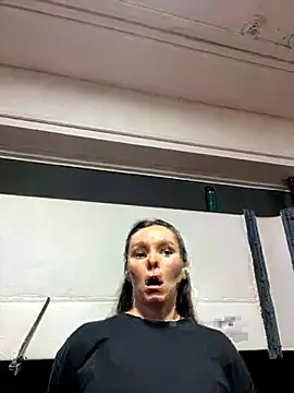 Jinna milli online show from 10/21/25, 03:13