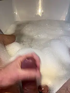 Snapshot of LivingLegend1978 chatting on 11/16/25, 02:55 LivingLegend1978 online show from 11/16/25, 02:55