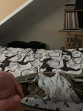 LivingLegend1978 online show from 04/04/26, 01:30