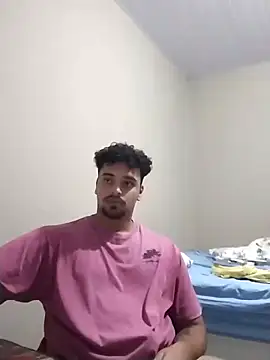 Snapshot of Xcumshot33 chatting on 02/16/25, 09:48 Xcumshot33 online show from 02/16/25, 09:48