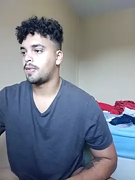 Snapshot of Xcumshot33 chatting on 02/27/25, 10:37 Xcumshot33 online show from 02/27/25, 10:37