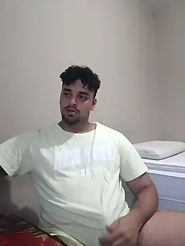 Snapshot of Xcumshot33 chatting on 03/12/25, 08:52 Xcumshot33 online show from 03/12/25, 08:52