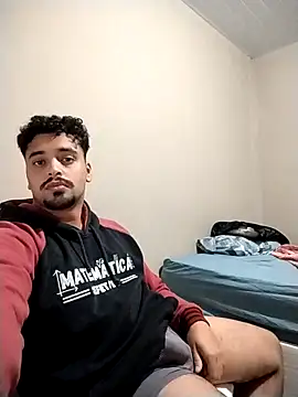 Snapshot of Xcumshot33 chatting on 10/23/25, 02:55 Xcumshot33 online show from 10/23/25, 02:55