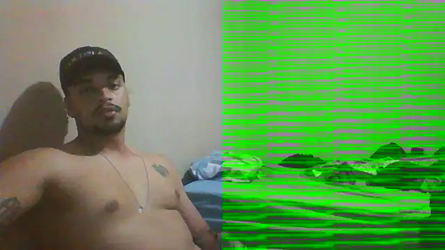 Snapshot of Xcumshot33 chatting on 11/18/25, 08:57 Xcumshot33 online show from 11/18/25, 08:57