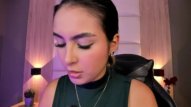 bella1207 online show from 09/26/25, 07:18