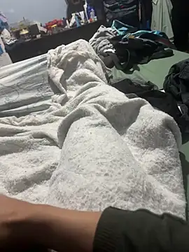 Your love39 online show from 12/19/25, 07:48