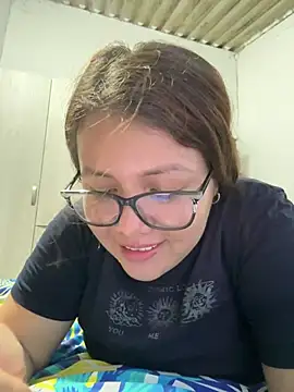 Snapshot of solecito_22 chatting on 12/07/24, 04:14 solecito 22 online show from 12/07/24, 04:14