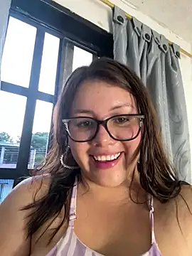 Snapshot of solecito_22 chatting on 01/12/25, 10:54 solecito 22 online show from 01/12/25, 10:54