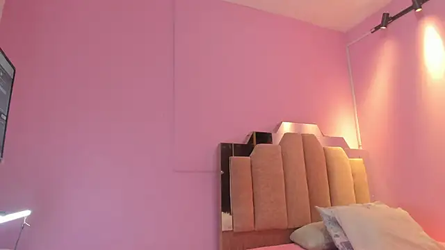 LoveQueen2 online show from 09/26/25, 11:47