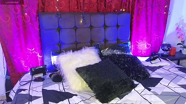 Majuu   online show from 10/25/25, 12:02