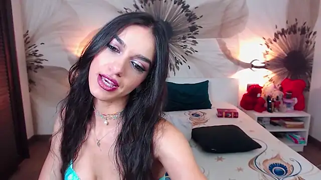 KatherineBisou online show from 10/17/25, 07:38