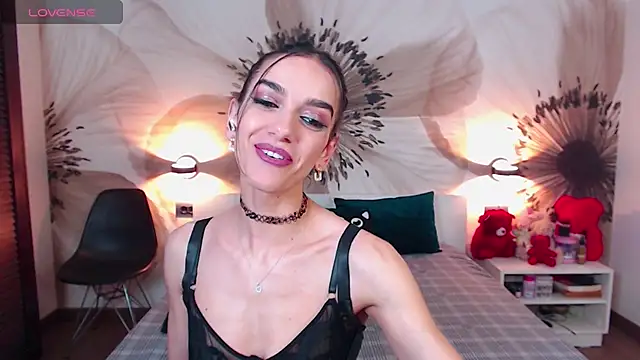KatherineBisou online show from 05/24/26, 06:46