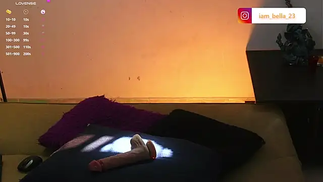 yourtoybella online show from 01/13/25, 07:42