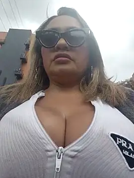 Afroditecash online show from 10/17/25, 06:32