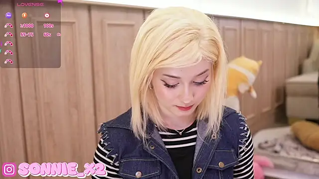 Snapshot of Sonnie_ chatting on 01/25/25, 11:34 Sonnie online show from 01/25/25, 11:34