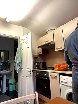 Yourhotboy 42 online show from 01/11/26, 12:10