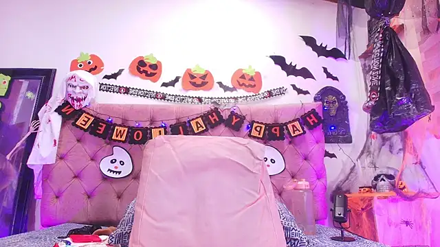 diane di online show from 10/17/25, 07:16