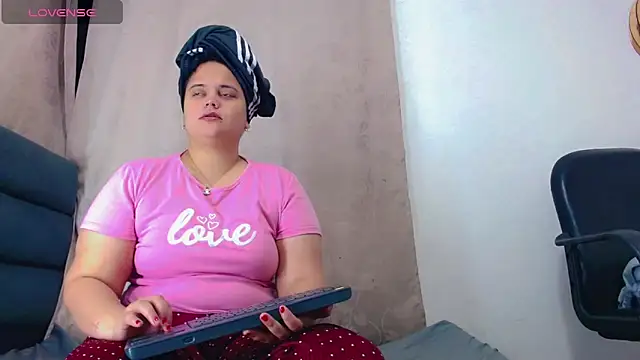 brunnette hot online show from 01/07/26, 10:40