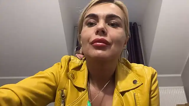 DESIREjenny online show from 01/24/25, 11:37