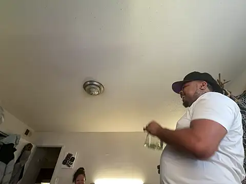 4EVAGLACIERS online show from 01/01/25, 09:17