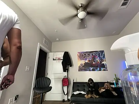 4EVAGLACIERS online show from 04/13/26, 03:45