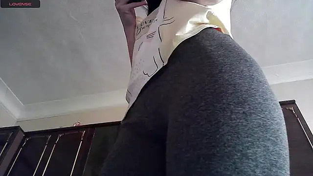 ElizaSwon online show from 07/02/26, 03:29