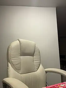 pamell col online show from 10/31/25, 01:28