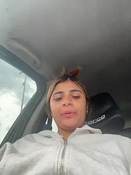 pamell col online show from 11/05/25, 07:47