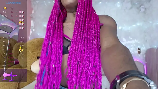 puca ebony online show from 01/28/25, 07:21