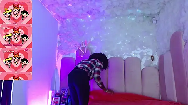 puca ebony online show from 09/08/25, 07:46