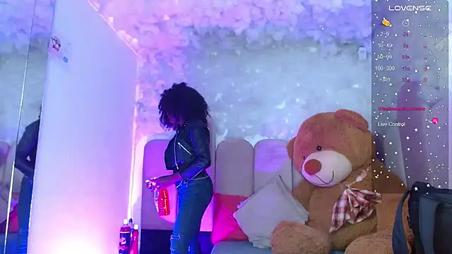 puca ebony online show from 11/29/25, 07:39