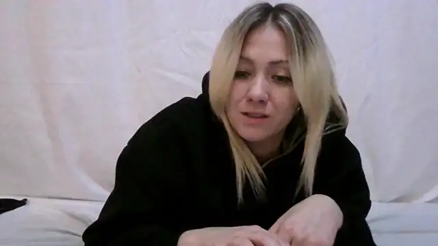 SallyCumLaude online show from 02/26/25, 05:42