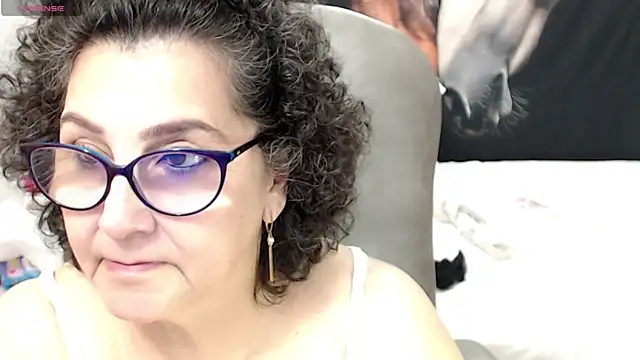 cataleya mom online show from 02/25/25, 09:20