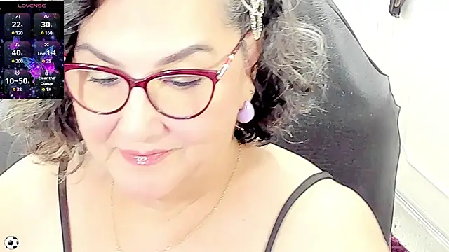 Snapshot of cataleya_mom chatting on 07/17/26, 02:18 cataleya mom online show from 07/17/26, 02:18