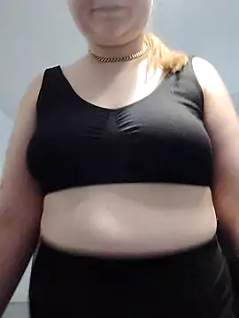 Kiarassecrets online show from 03/30/26, 05:47