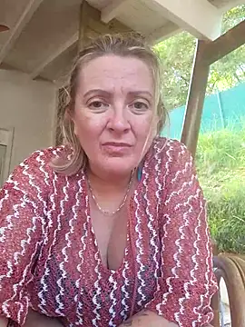 lady charlyne online show from 01/17/25, 02:39