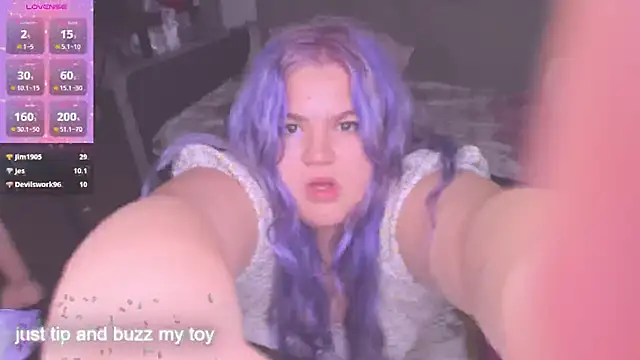 Freakcute  online show from 10/20/25, 06:19