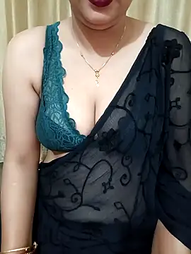 Priya Boudi online show from 12/20/24, 05:18