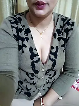 Priya Boudi online show from 12/26/24, 10:20