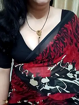 Priya Boudi online show from 01/13/25, 04:08