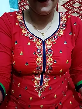 Priya Boudi online show from 03/04/25, 05:03